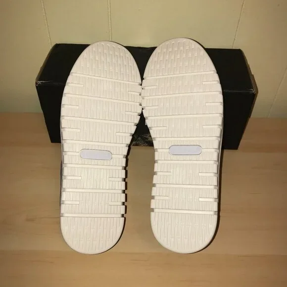 Vionic Uptown Ballet Flats - Polluted Silver - 8.5 - Picture 7 of 10